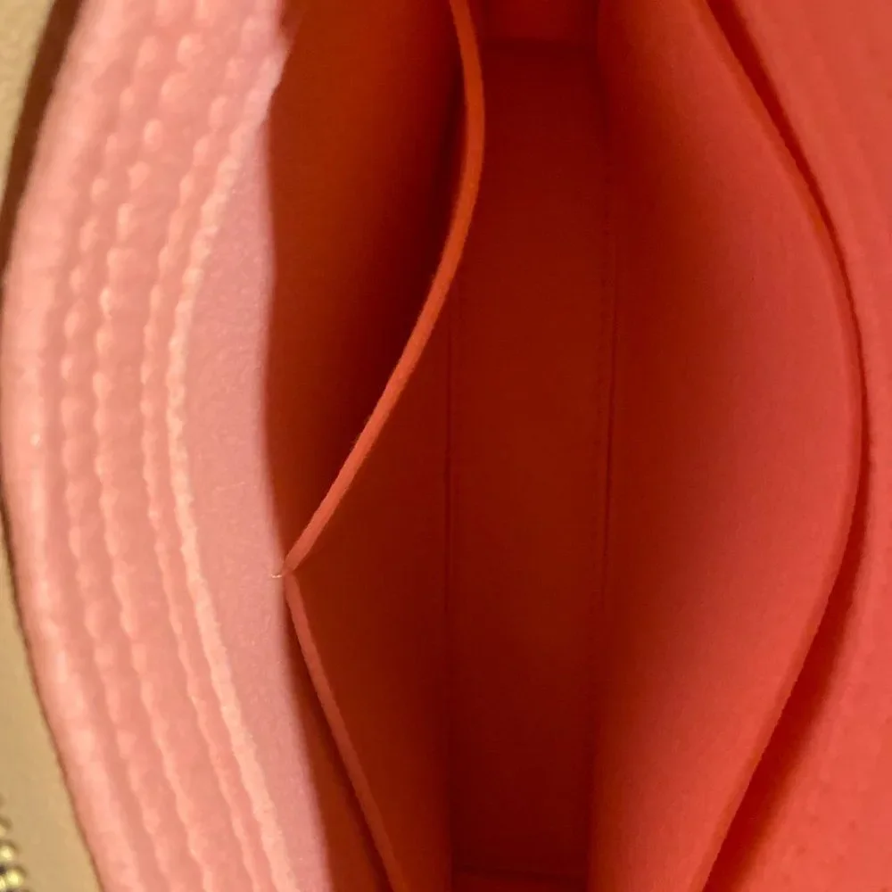 louis vuitton toiletry bag 26 - Picture 2 of 4